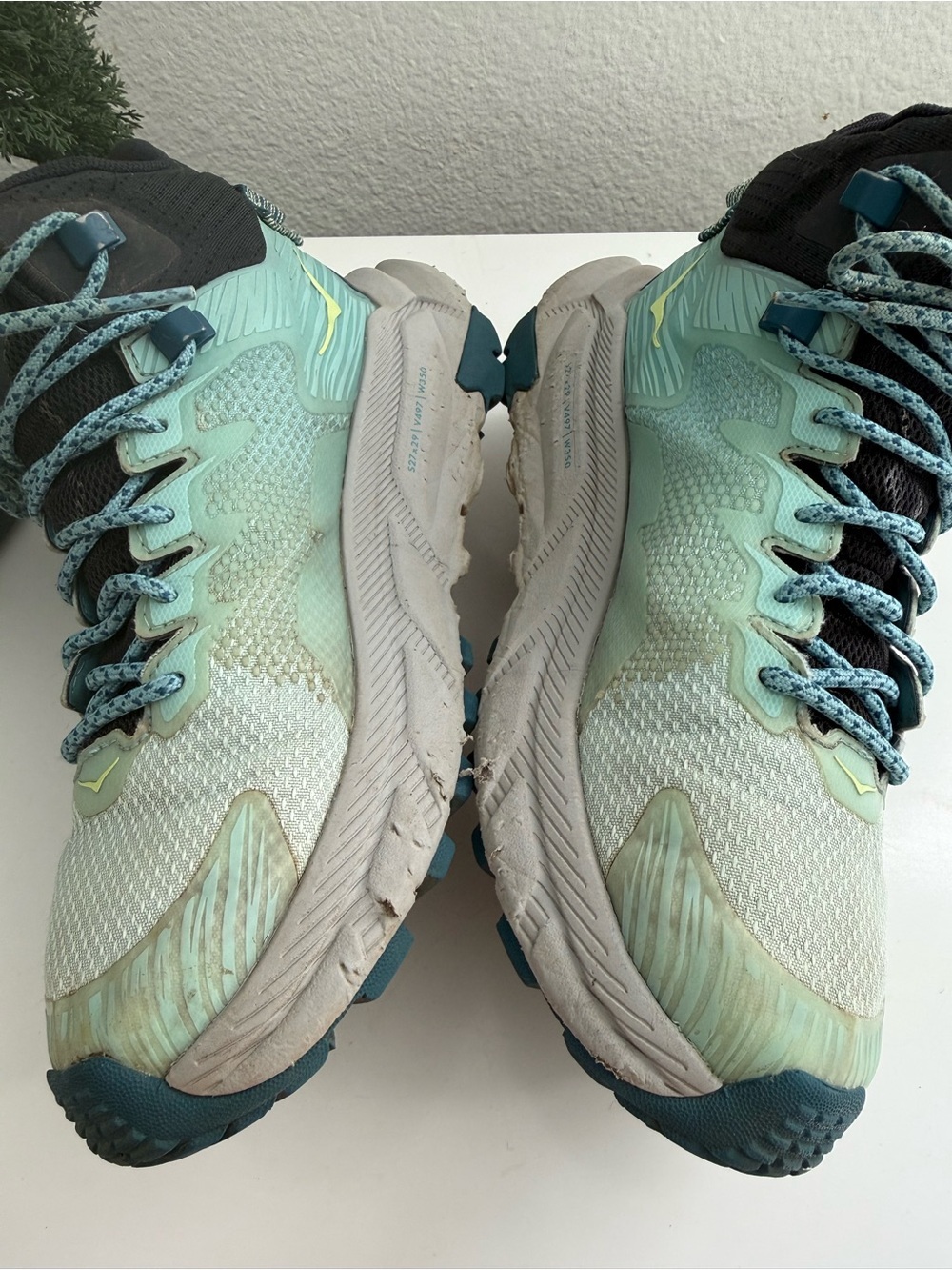 Hoka Trail code GTX women size 7 Shoe in Mint, Black and Yellow - Picture 6 of 10